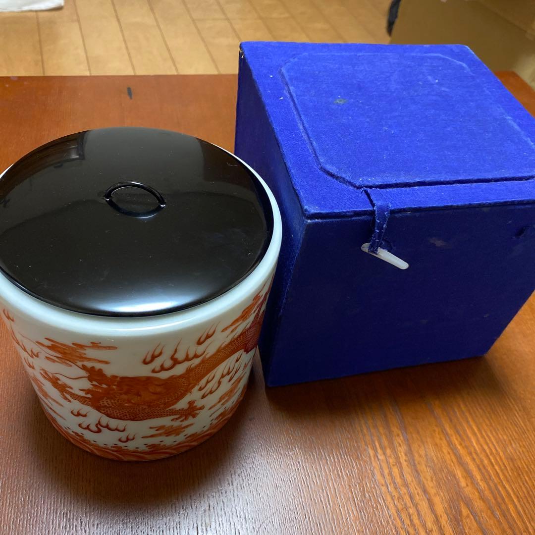 大清乾隆年製筆海　赤釉