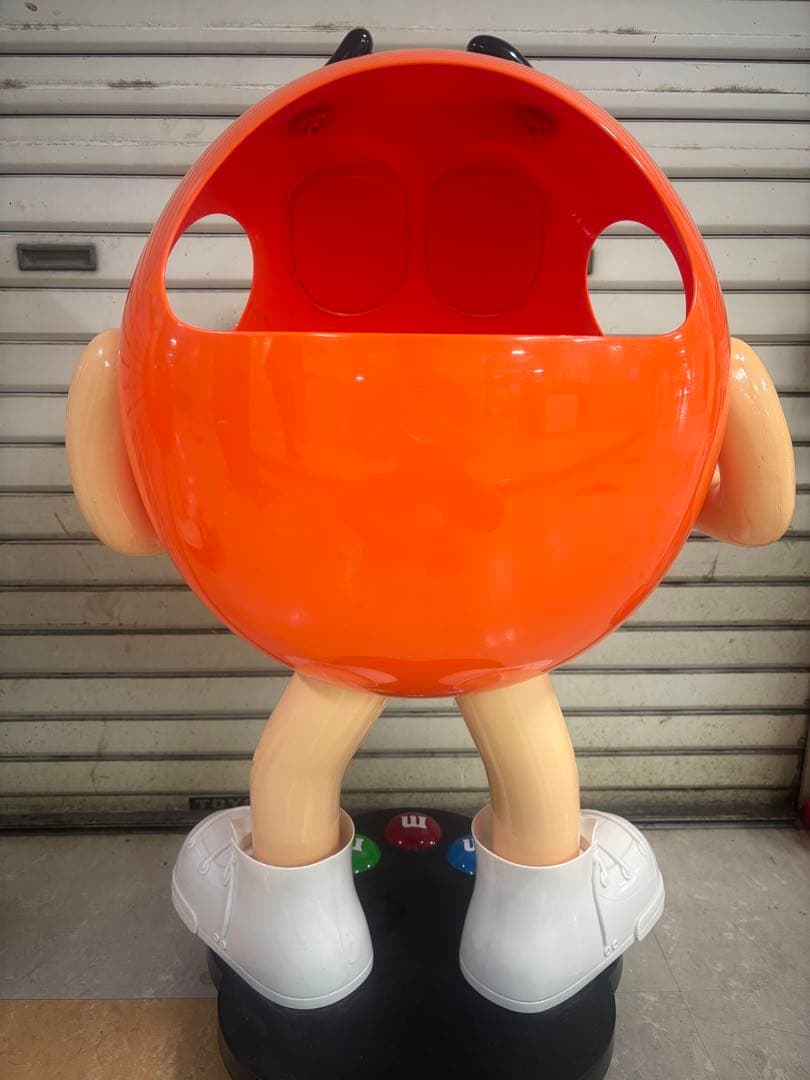 エムアンドエムズ 店頭用ディスプレイ