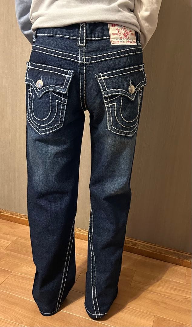 【美品】TRUE RELIGION ジーンズ