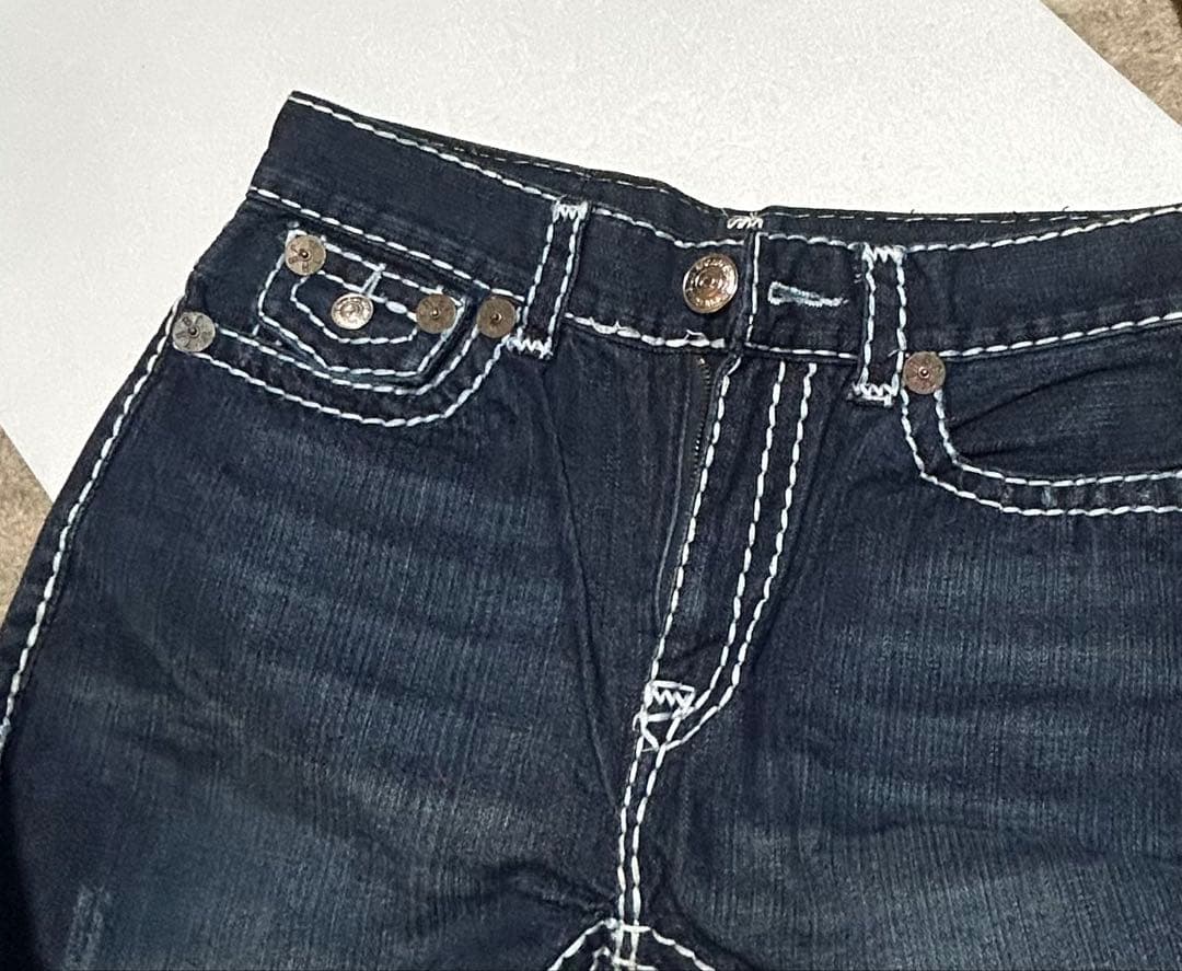 【美品】TRUE RELIGION ジーンズ