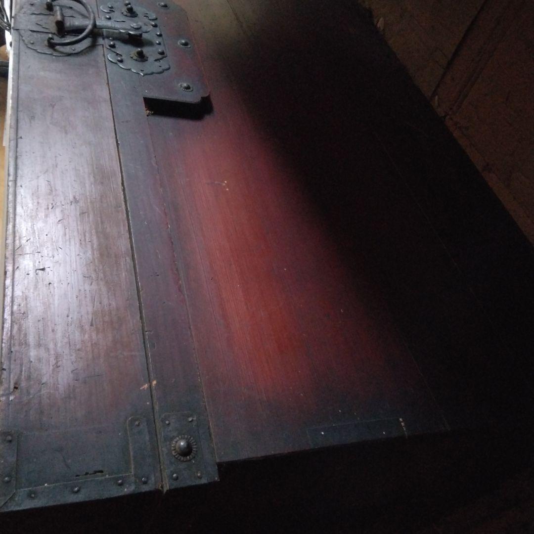 木製箪笥 ダークブラウン 装飾金具　　　【ながもち】