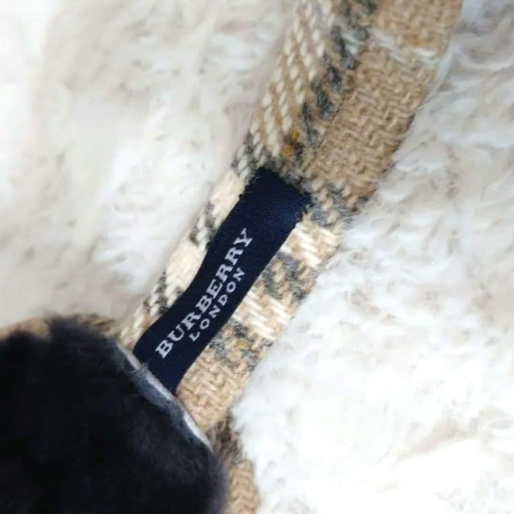 【美品】BURBERRY　バーバリー　ノバチェック　イヤーウォーマー　耳あて