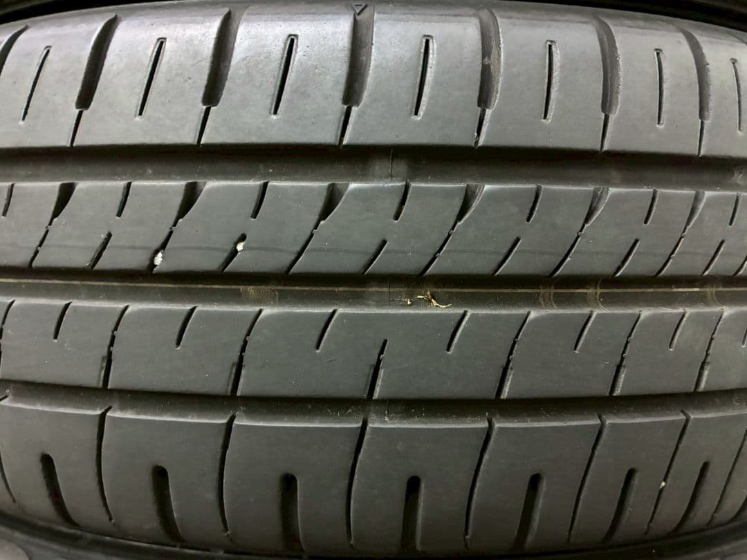 送料込み‼️ 165/60R15 国産 バリ山 ノーマルタイヤ 4本