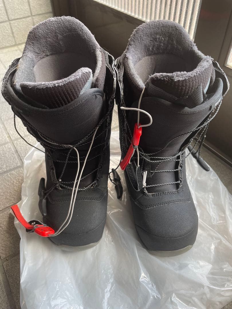 25.0 BURTON スノボブーツ