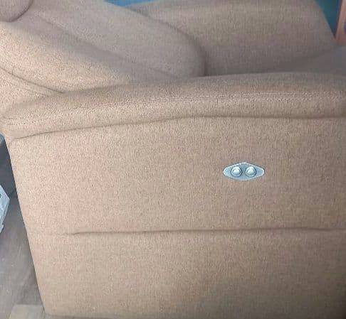 送料込　ニトリ　 電動リクライニングチェア　コンフェBR(１人掛け用) 中古美品