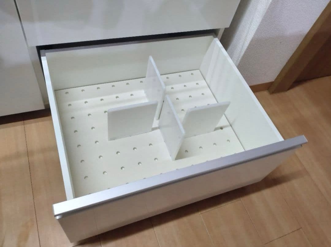 Pamouna（パモウナ）食器棚