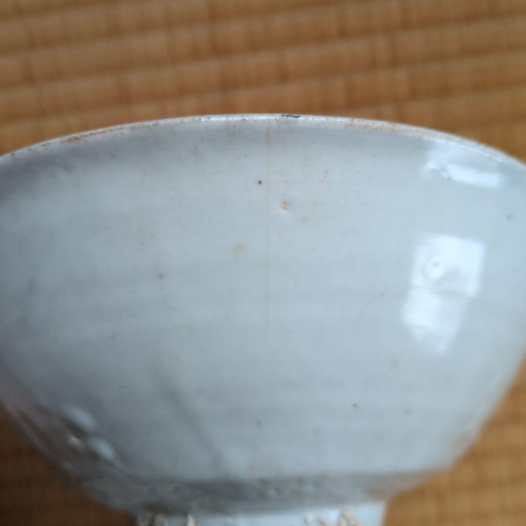 淡い青色の陶器製丸型鉢 骨董品 李朝白磁碗　骨董品　古美術