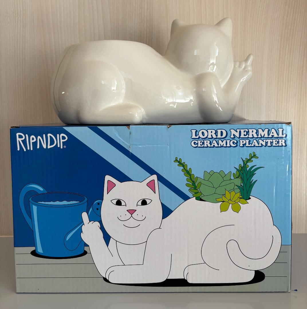 花瓶・フラワースタンド RIPNDIP Lord Nermal Ceramic Planter