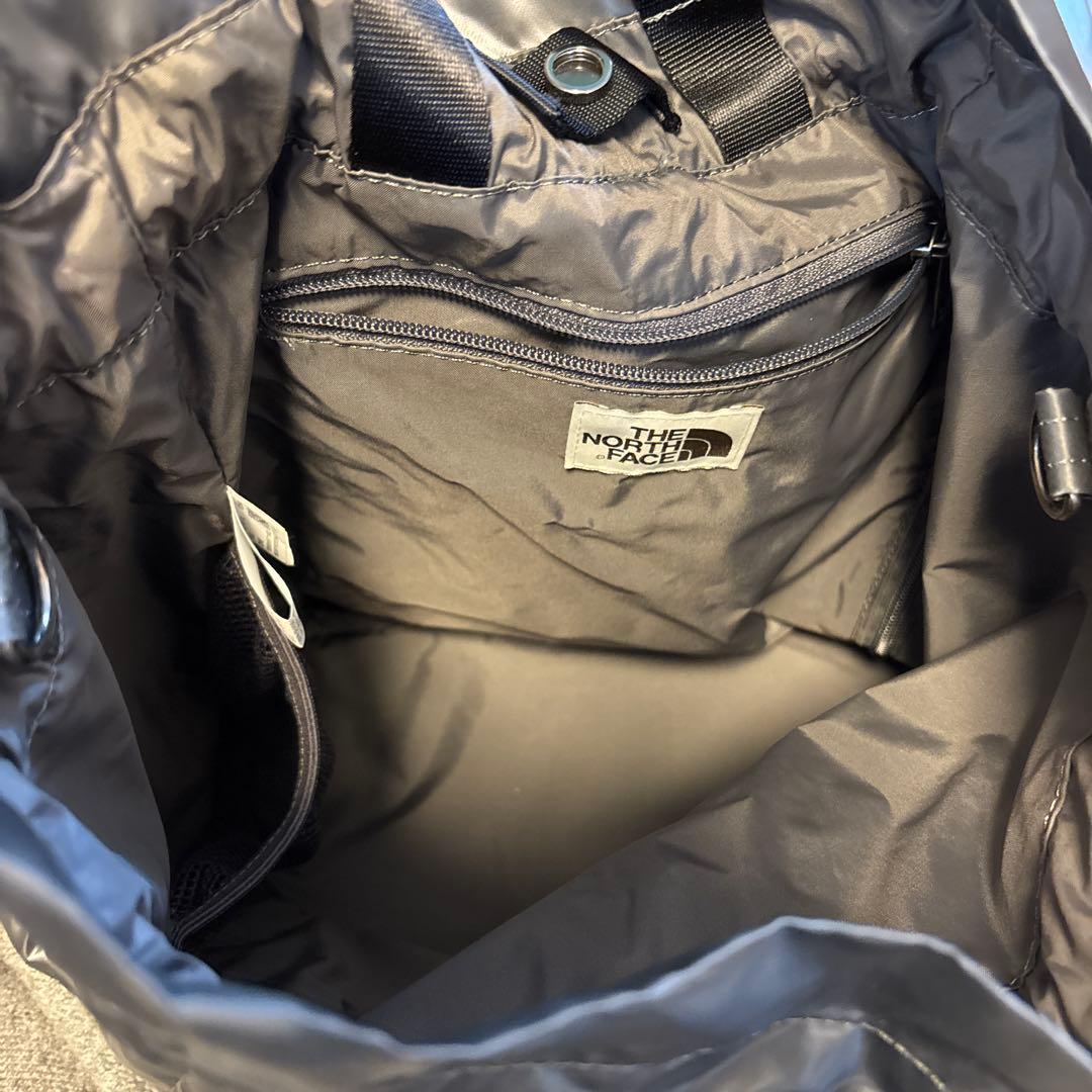 韓国限定　THE NORTH FACE リュック　シルバーグレー