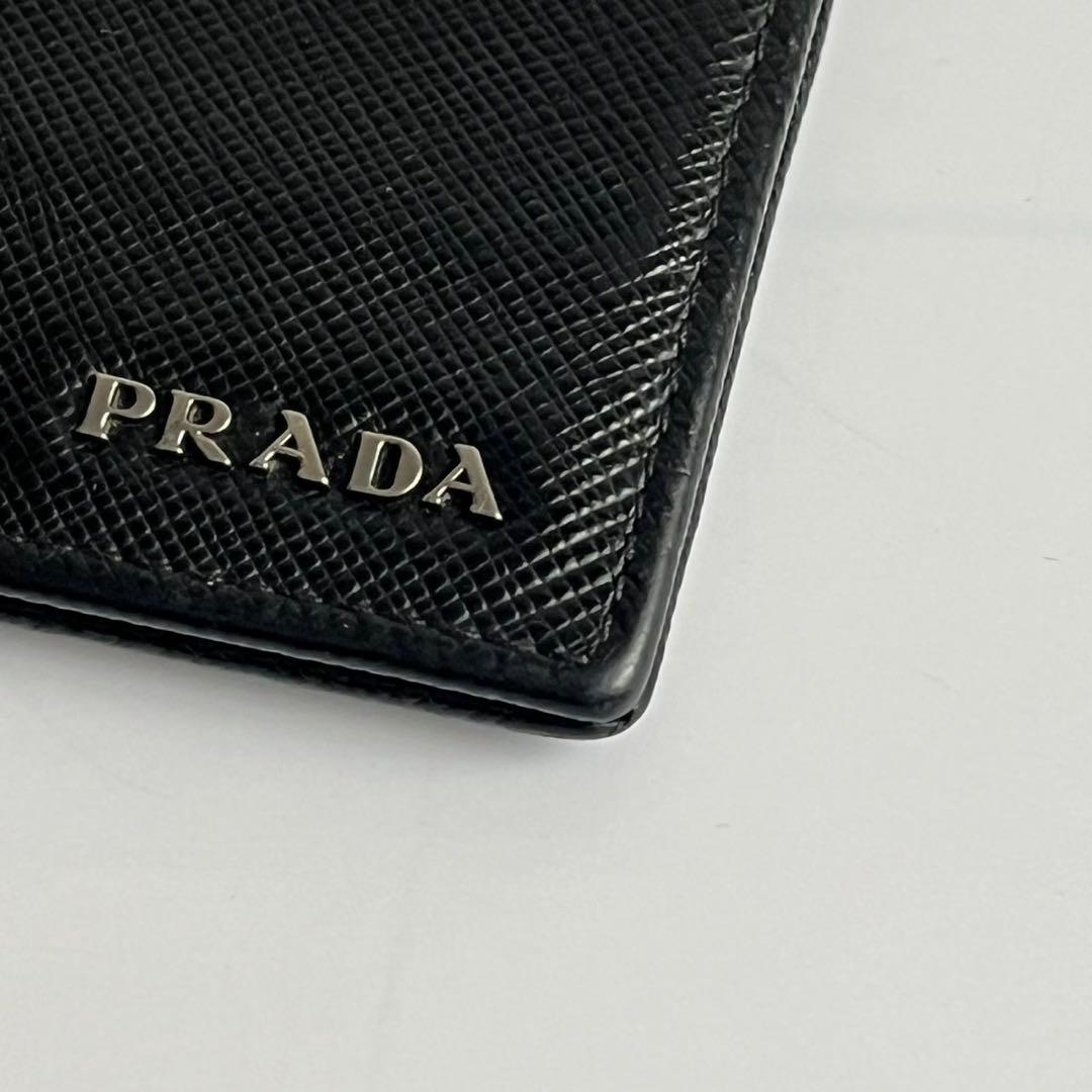 ✨極美品✨　PRADA マネークリップ　サフィアーノ　レザー　黒　ICタグ
