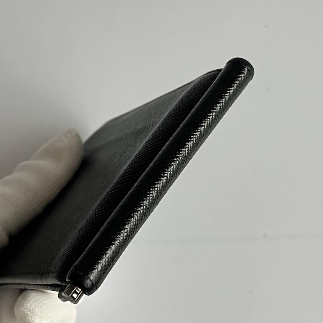 ✨極美品✨　PRADA マネークリップ　サフィアーノ　レザー　黒　ICタグ