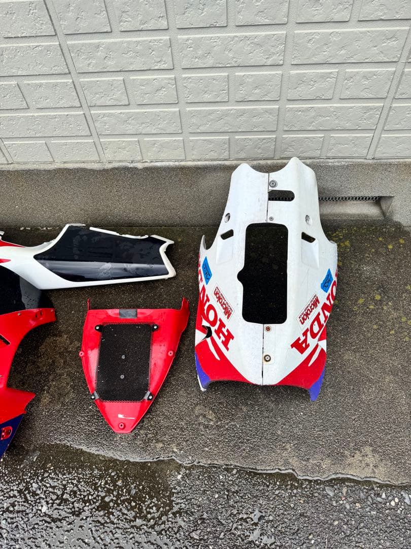 HONDA rvf400 純正カウル