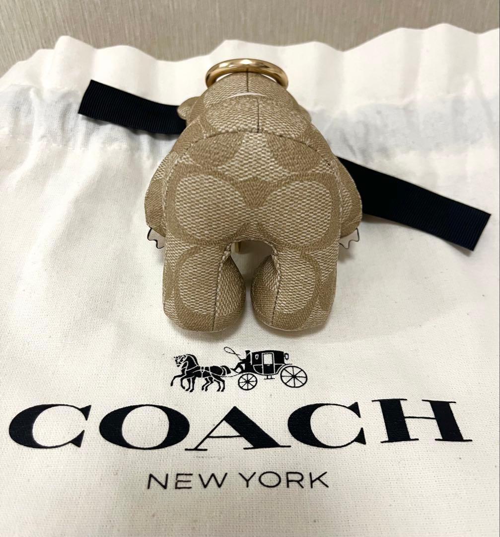 新品未使用　COACH クマ型キーホルダー ベージュ くま