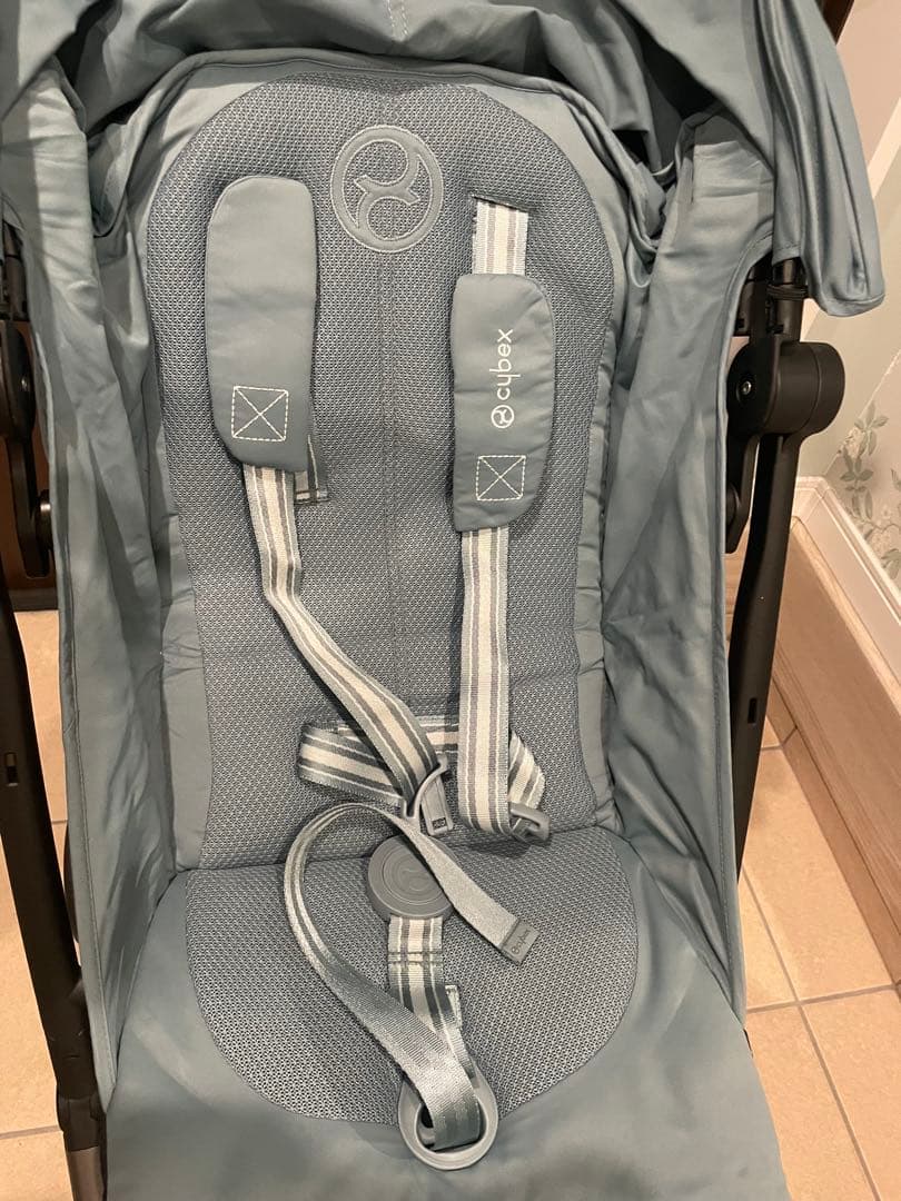 Cybex サイベックス　2024年モデル　リベル　美品