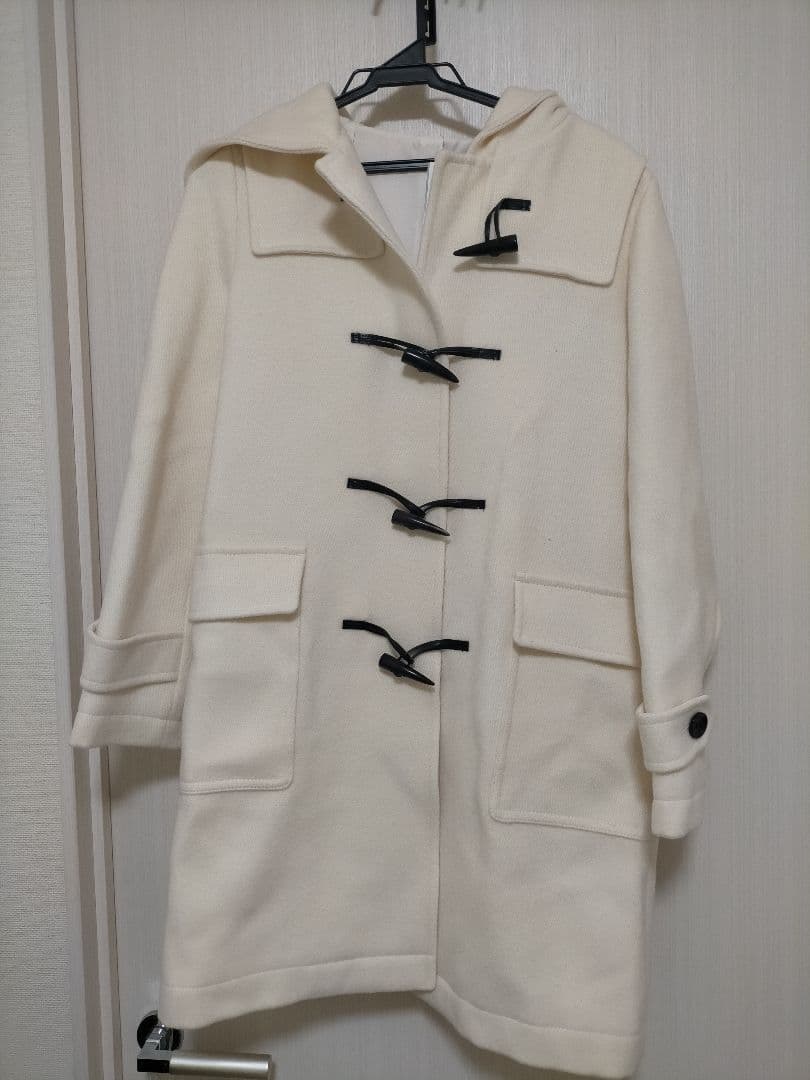 新品春物アナイのダッフルコート サイズ38 ホワイト ダウンコートロングコート