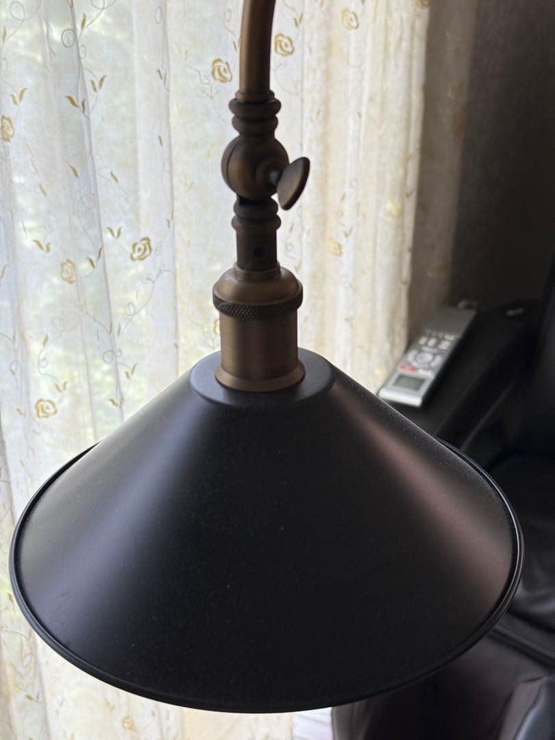 【Ampoule】 アンティーク風フロアライト ブラック