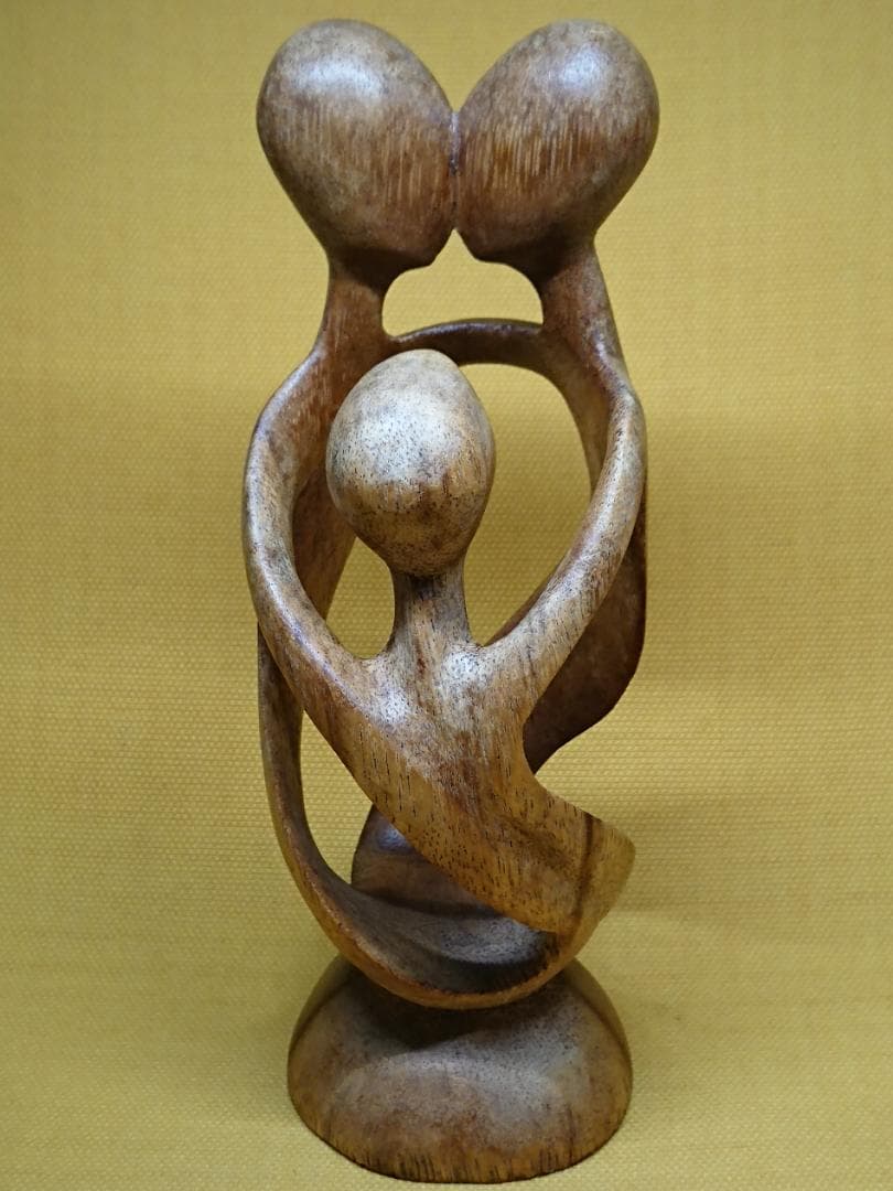 人形　木彫　アート　彫刻　オブジェ　置物　インテリア　工芸品　美術品　A1171