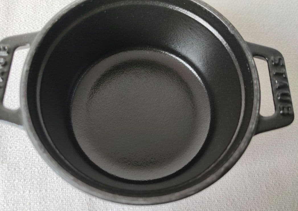 staub　ピコ ココット ラウンド ブラック 10
