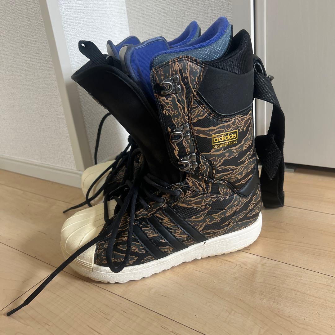 adidas スノーボードブーツ