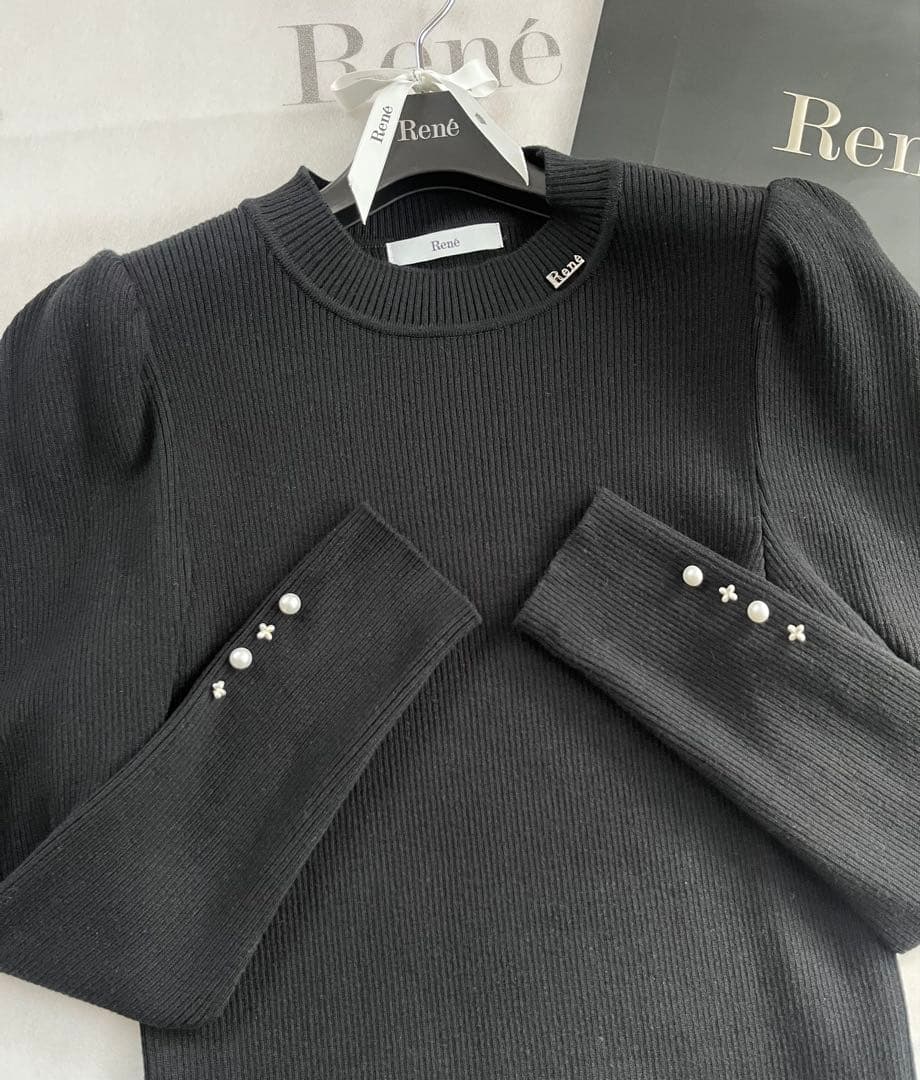 週末限定価格♡新品同様♡Reneルネ♡お袖ビジュー付き ニットプルオーバー