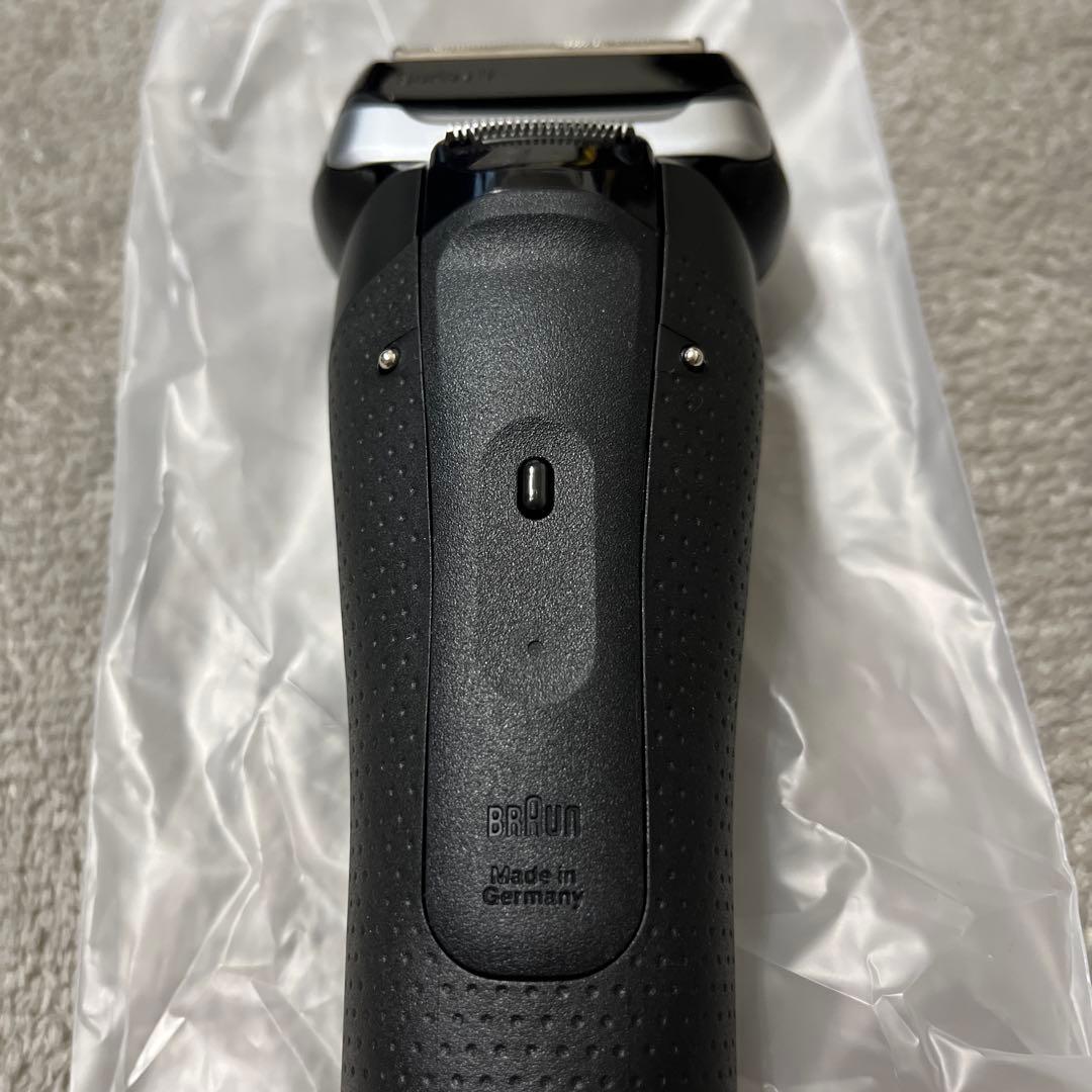 BRAUN series 9 Sport+ 洗浄機付