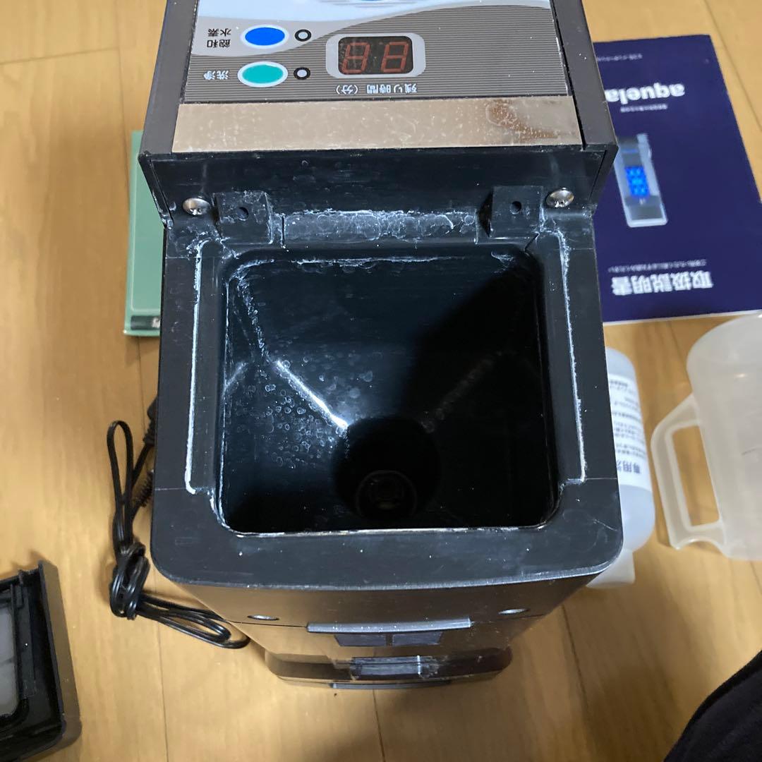 電解飽和水素水生成器 アキュエラブルー