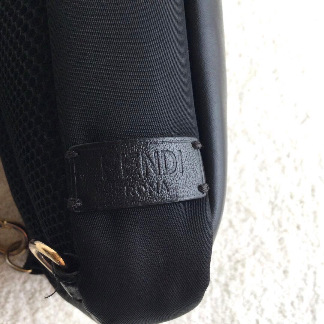 ✨美品✨FENDI フェンディ　ボディーバッグ　バグズアイ　ゴールドアイ