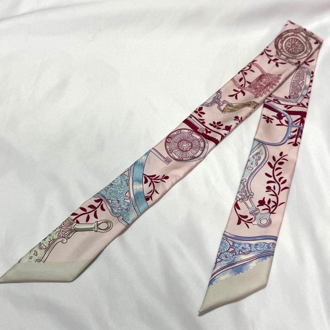 HERMES エルメス ツイリー 鎧 リミックス リボンスカーフ