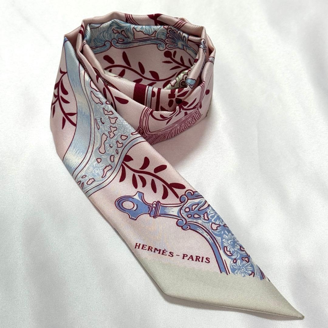 HERMES エルメス ツイリー 鎧 リミックス リボンスカーフ