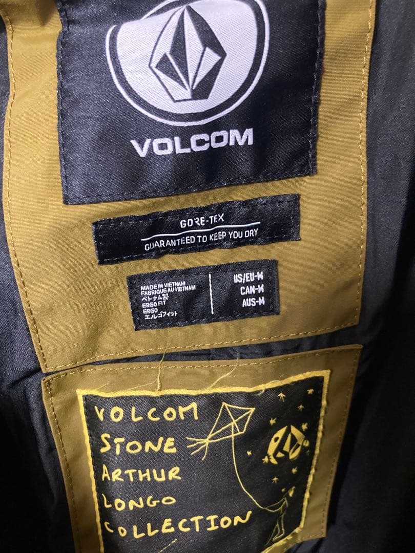 VOLCOMジャケットS、パンツM 上下セット　ロンゴ　スノーボード　カーキー