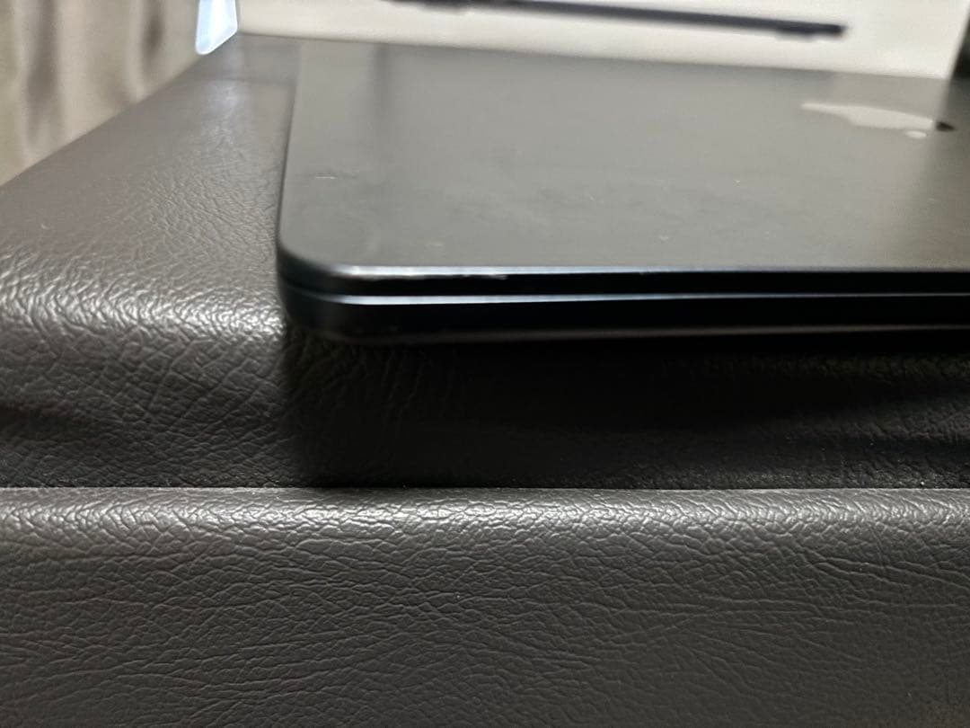 m*9様 M2チップ 13インチMacBook Air 8GB/256GB 20