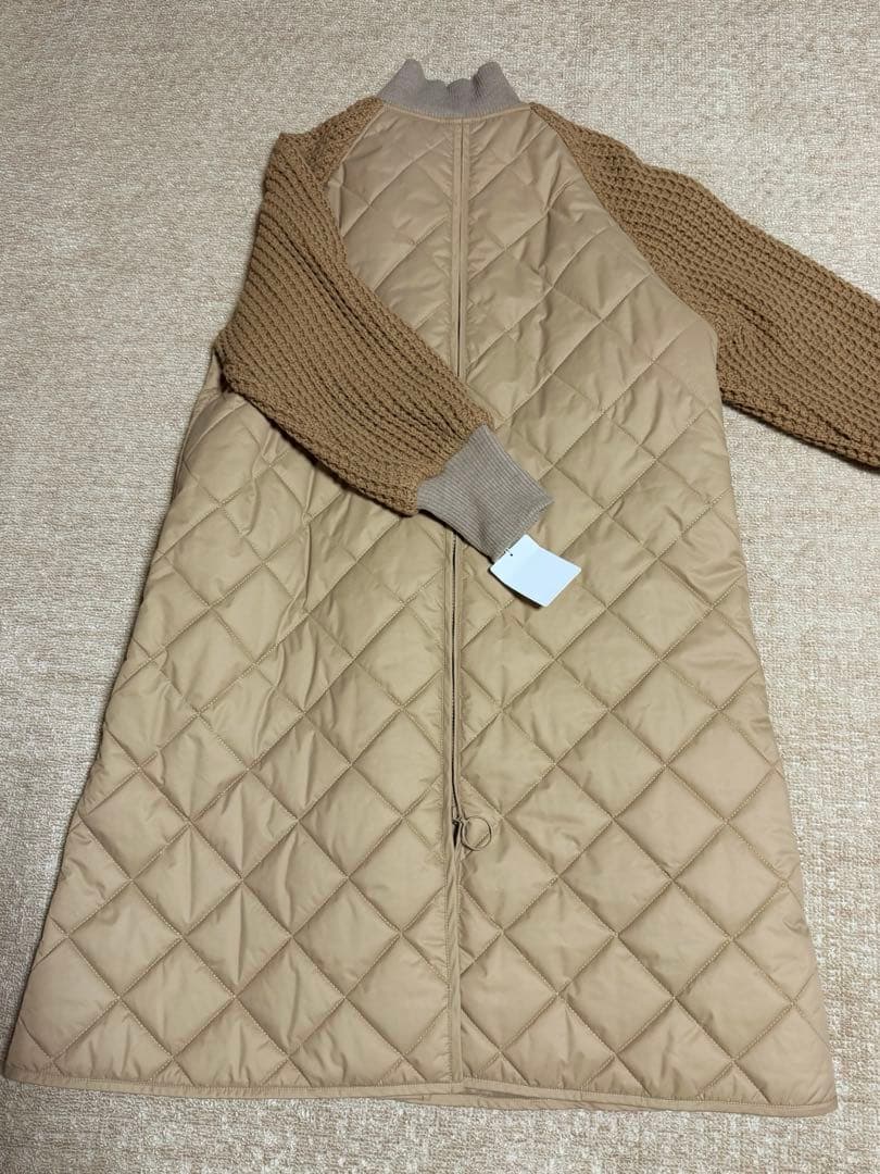 ☆新品☆Herencia ベージュ キルティングXニットスリーブ ロングコート