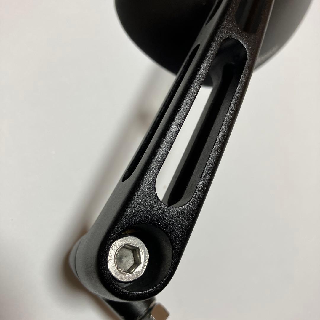 KiWAV バイクミラー オーバル 黒 M10 アルミ製