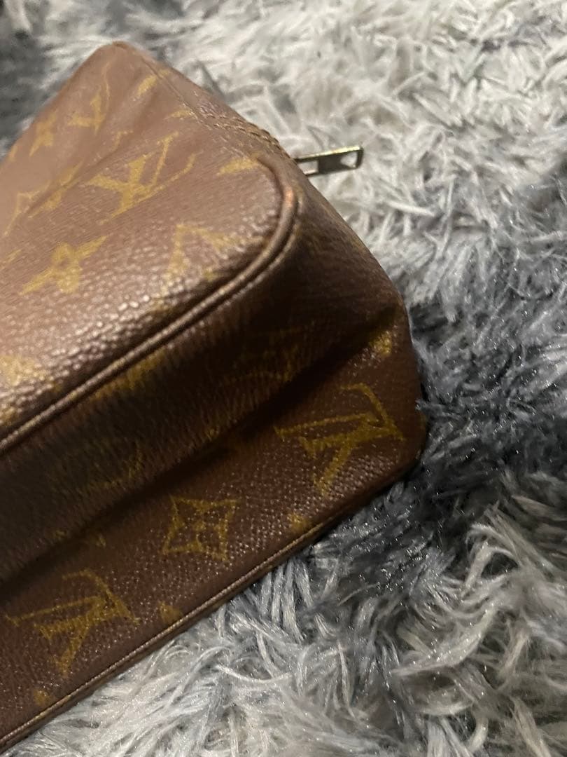 ✨LOUIS VUITTON モノグラム トゥルーストワレット28 M47522