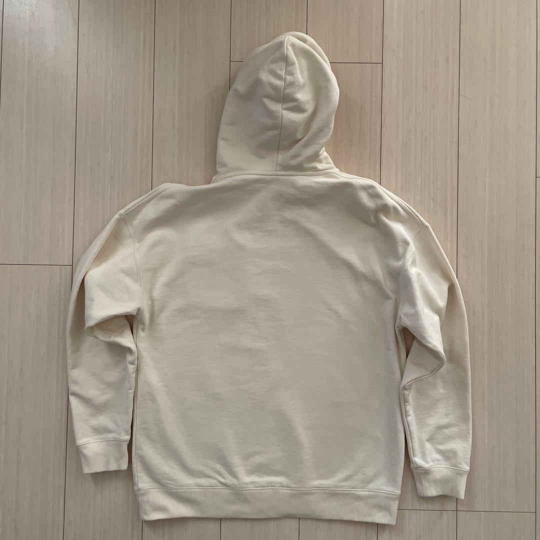 LOEWE フーディ S オフ白