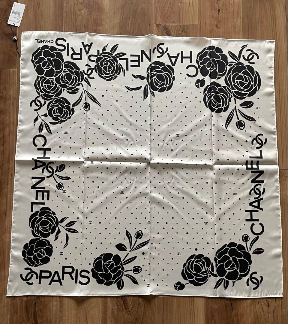 未使用 CHANEL カメリア シルクスカーフ ノベルティ