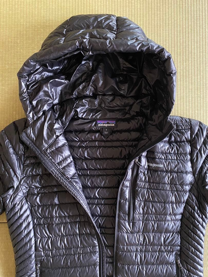 patagonia パタゴニア　ウィメンズ・ウルトラライト・ダウン・フーディ　S