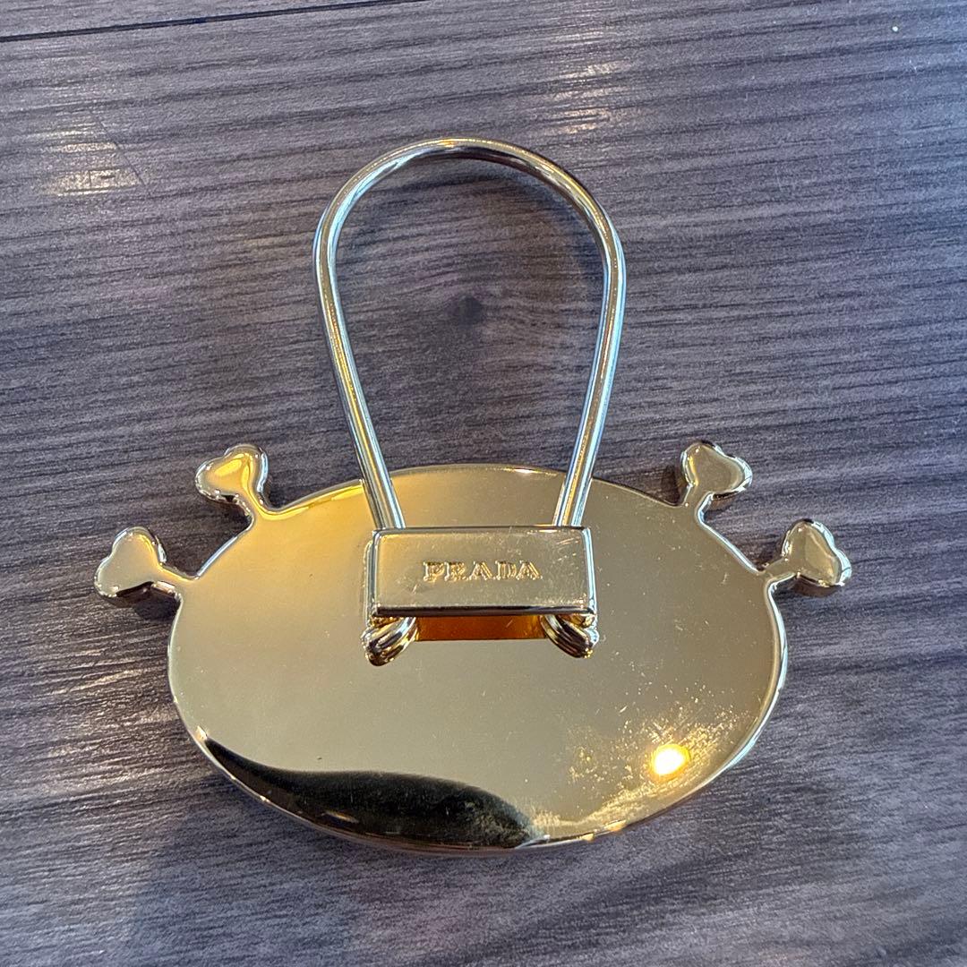 PRADA キーホルダー キャラクター
