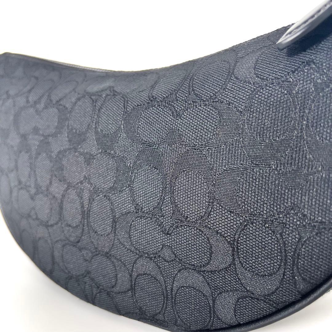 ほぼ新品 コーチ ホール ソフト スリングバッグ ジャカード ボディバッグ