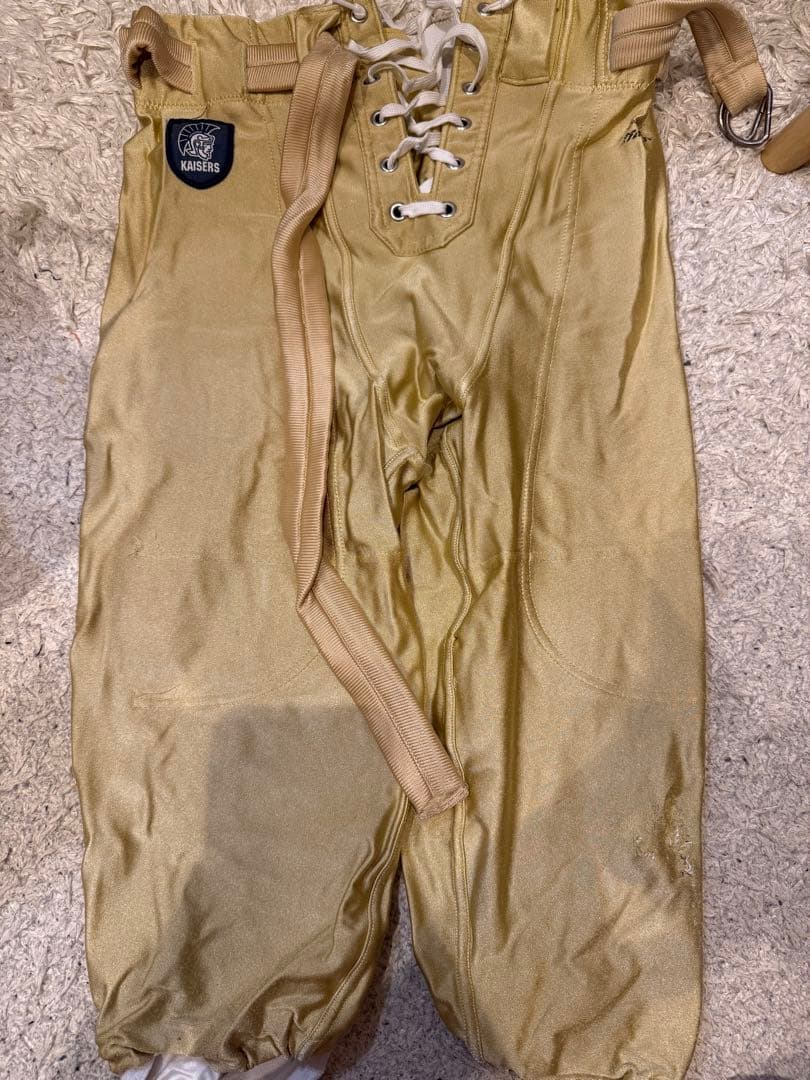 最終セール‼️【非売品】KAISERS 試合用パンツ ネイビー　ゴールドセット