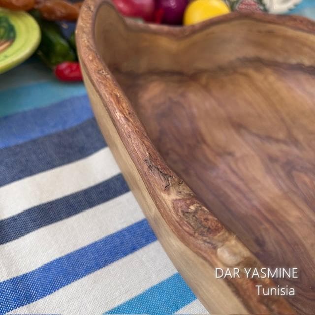 オリーブの木 個性あふれる１点もの　特大ボウル　もりもりの果物を乗せて