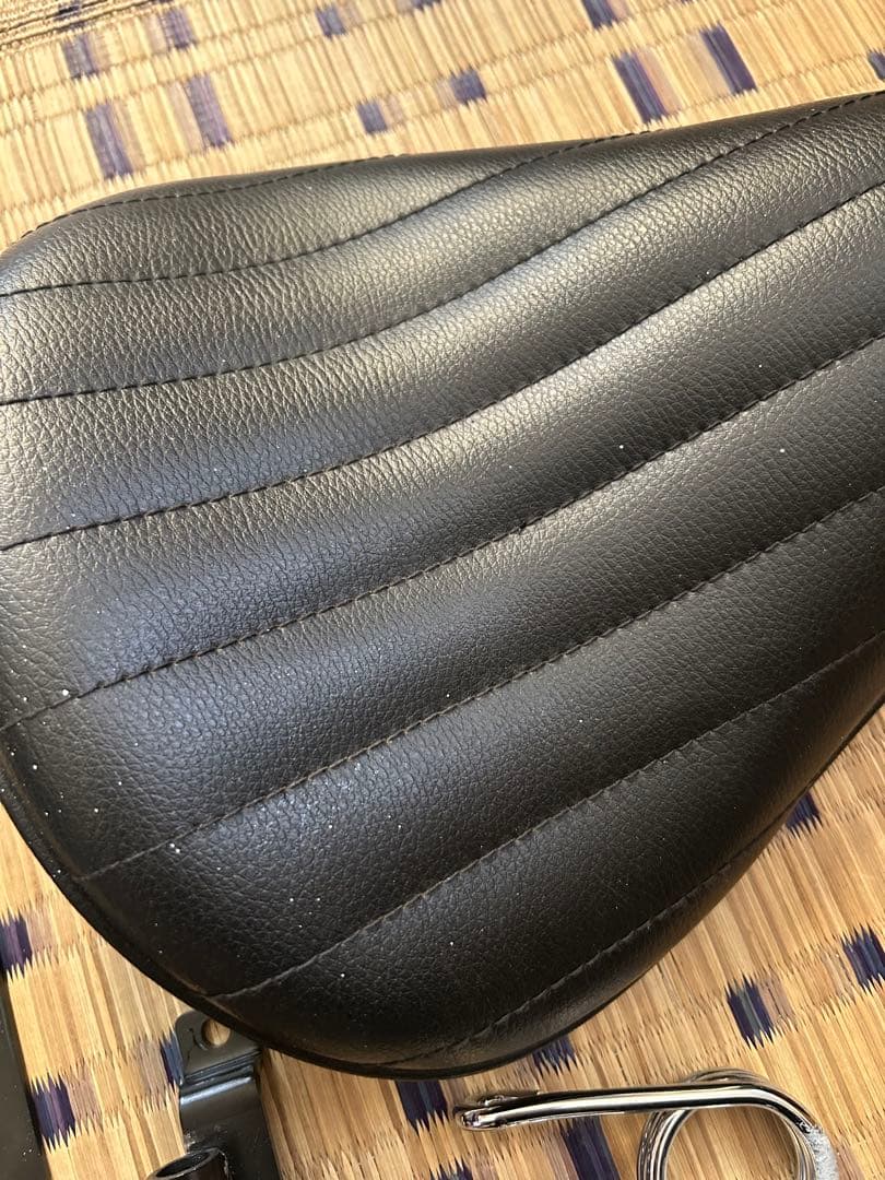 T&F ドラッグスター400 スプリングマウント ソロシート バーチカル
