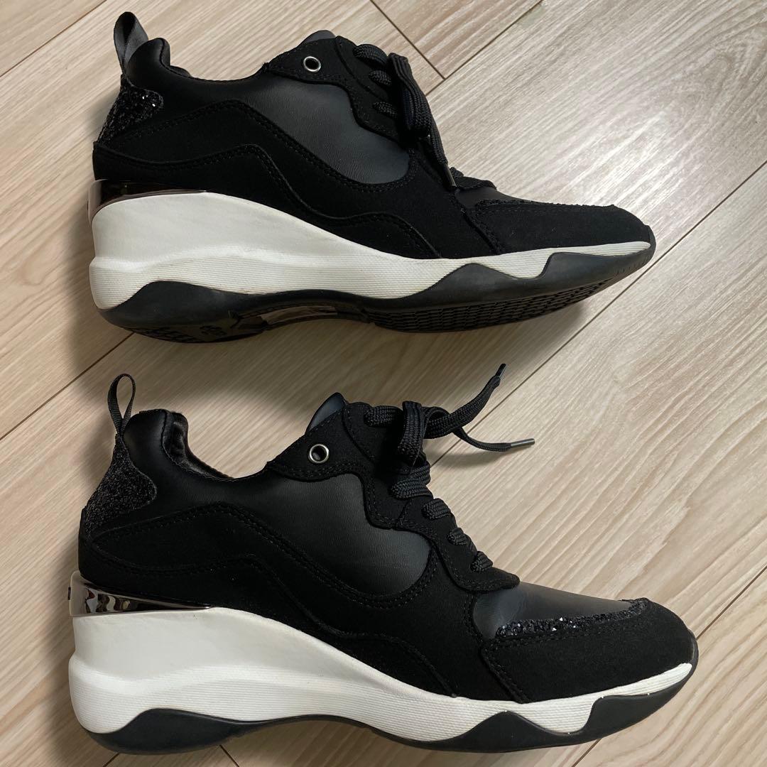 レディース　スニーカー　黒　+diana プラスダイアナ　インヒール24.5cm