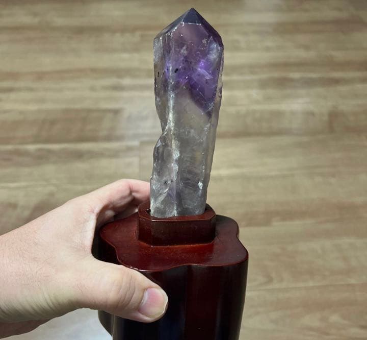 新品　アメジストワンド　魔法の杖　原石　六角柱　アメジストポイント