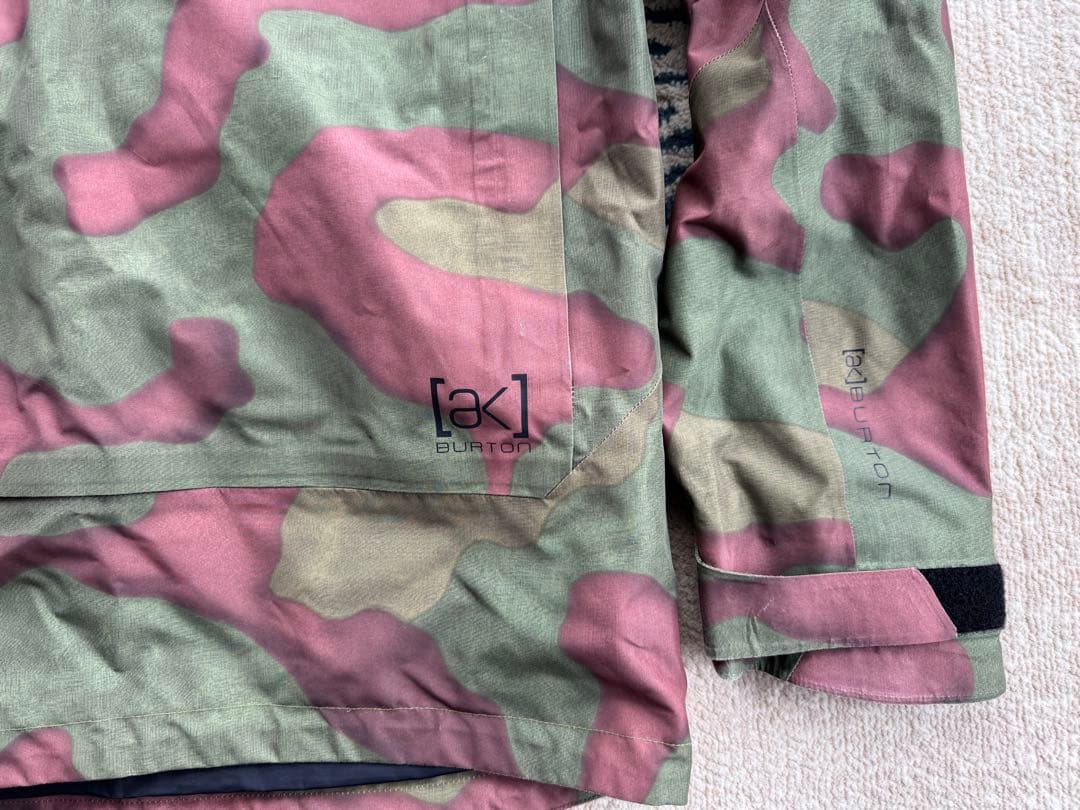 【BURTON ak】GORE-TEX スノーボードウェア Sサイズ 迷彩
