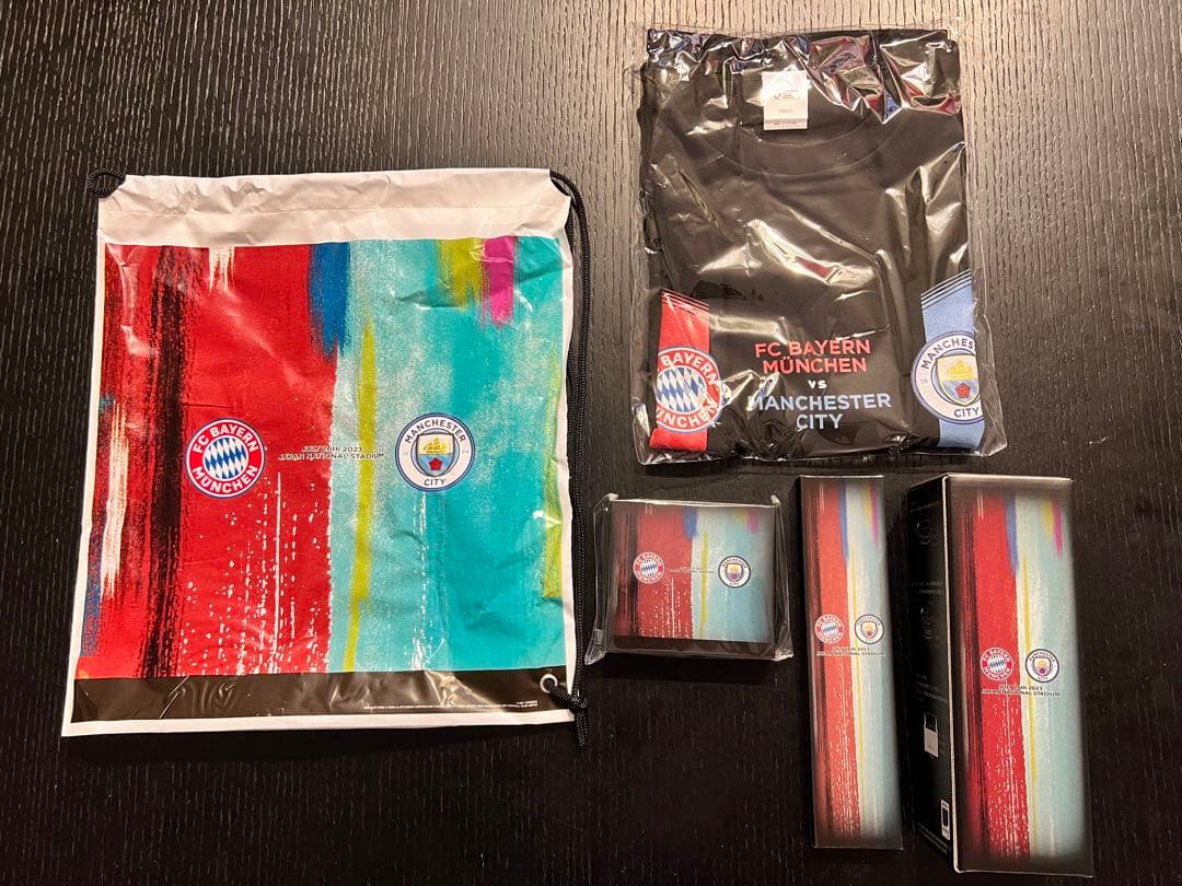 【新品未開封】ＦＣバイエルン・ミュンヘン対マンチェスター・シティＦＣ　記念グッズ