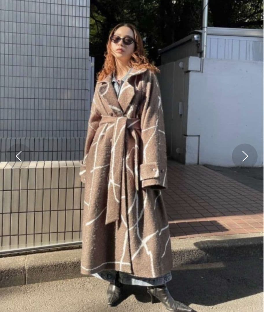 Ameri　LITTLE FLARE LINE ART LONG COAT