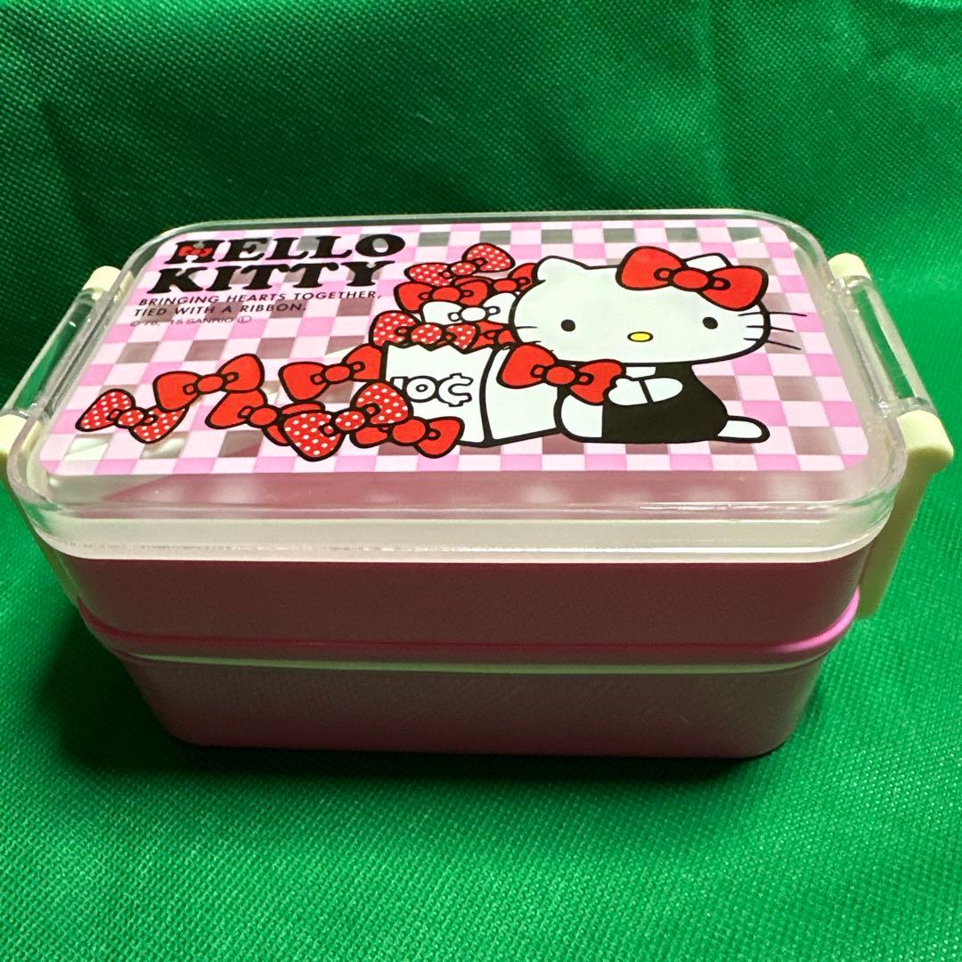HELLO KITTY プレミアムフェイス型ステンレスボトル&2段式弁当箱セット