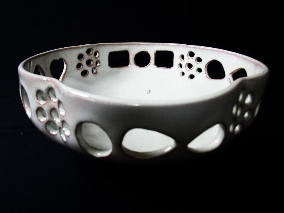 十五代 坂倉新兵衛（新兵衛正治） 萩焼 透し鉢