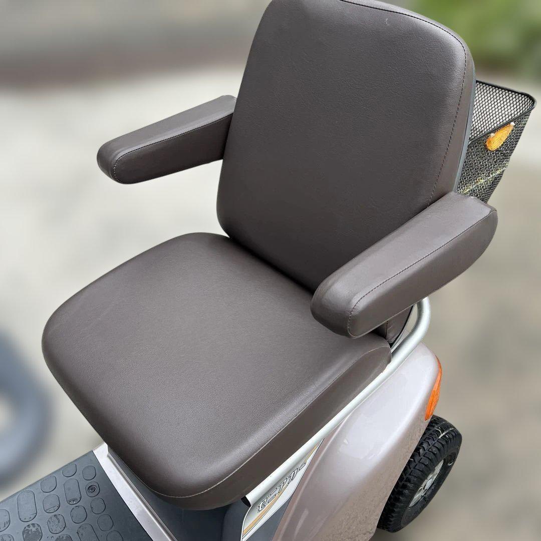 ☆SUZUKI スズキ ET4D6 セニアカー　電動車椅子 四輪　好調